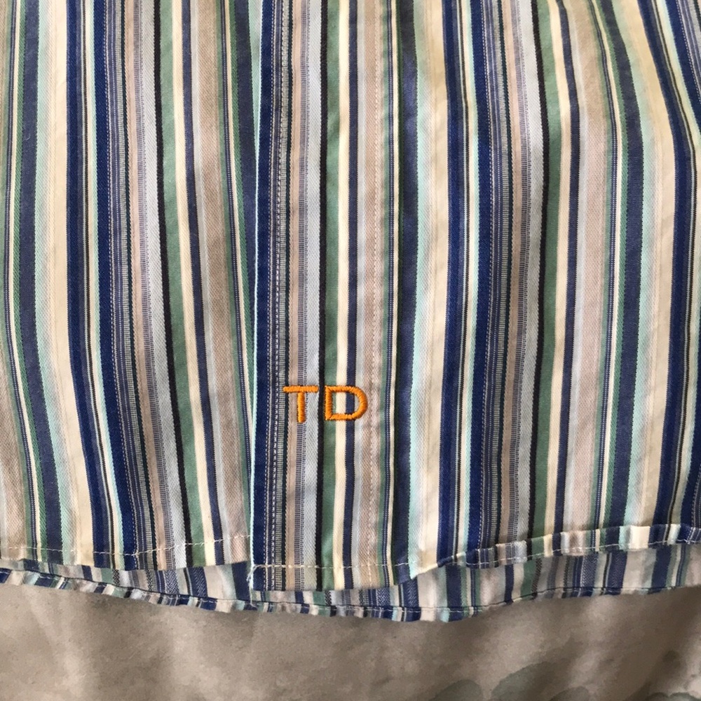 Men’s dress shirt - Picture 2 of 3